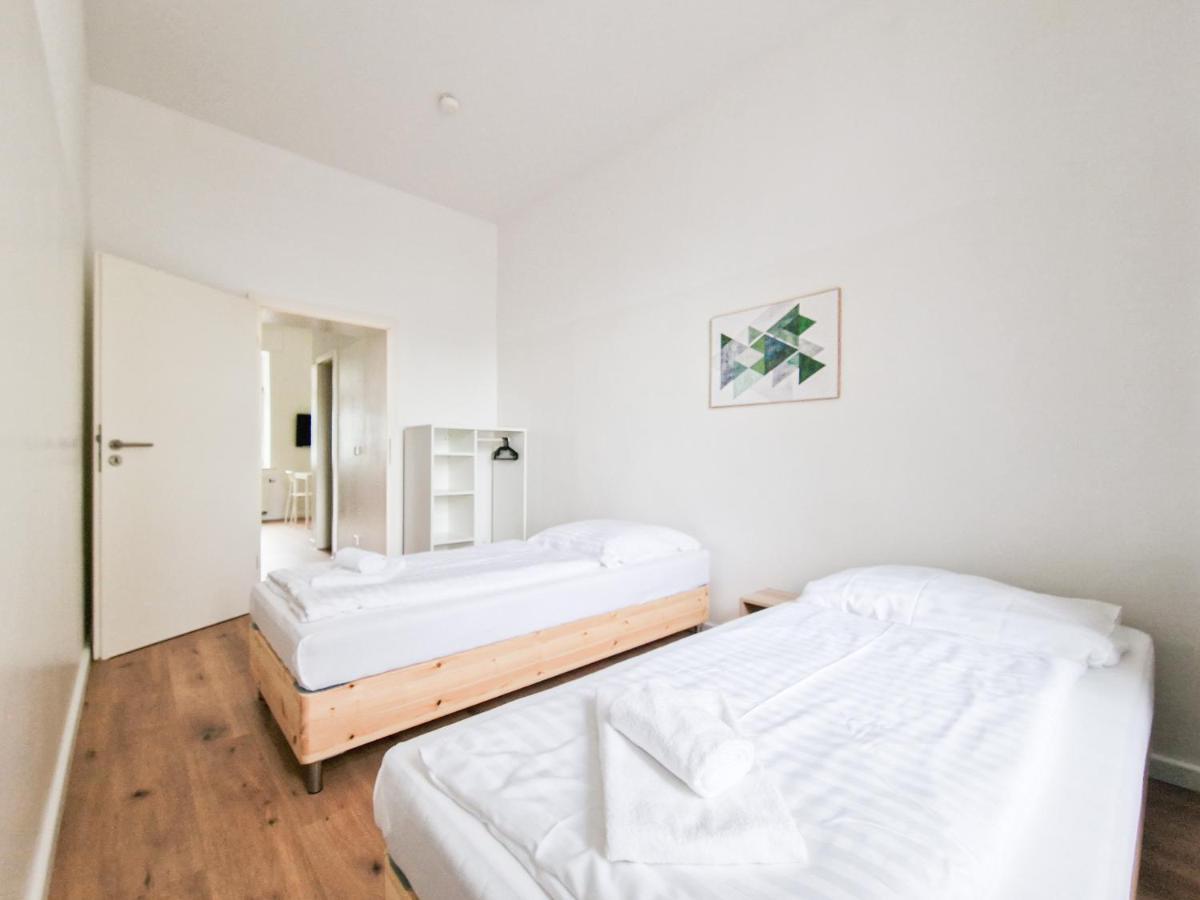Raj Living - 1 Or 4 Room Apartments - 15 Min To Messe Dus - 10 Min Old Town Dus Dusseldorf Exterior photo