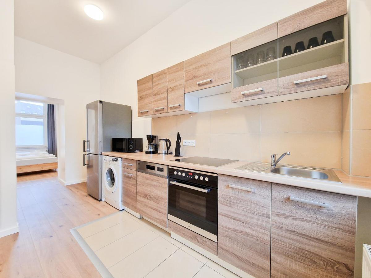 Raj Living - 1 Or 4 Room Apartments - 15 Min To Messe Dus - 10 Min Old Town Dus Dusseldorf Exterior photo