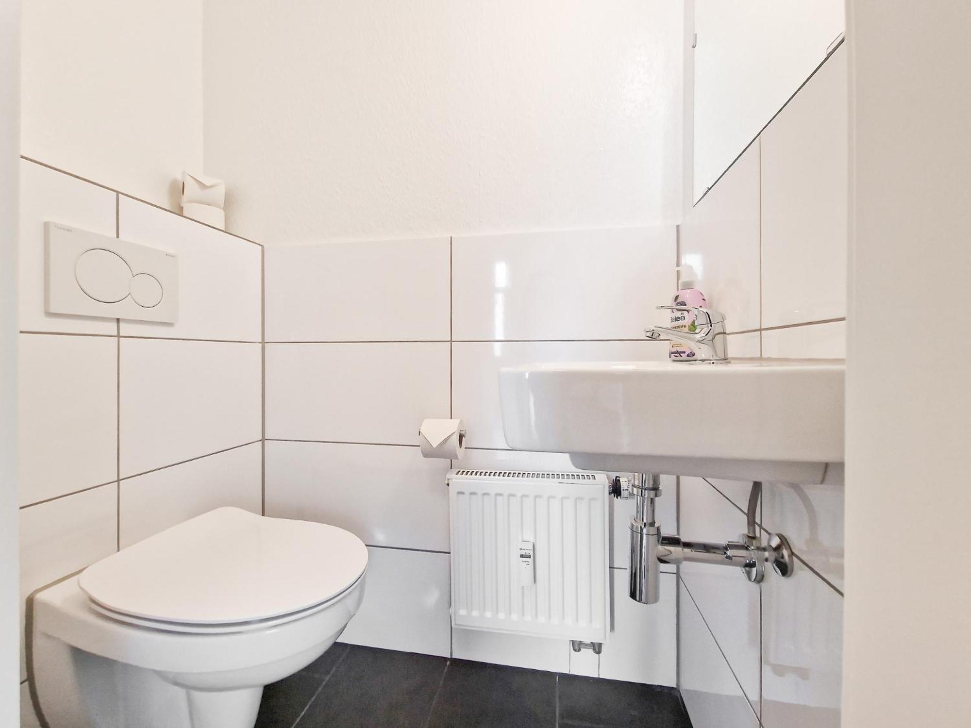 Raj Living - 1 Or 4 Room Apartments - 15 Min To Messe Dus - 10 Min Old Town Dus Dusseldorf Exterior photo