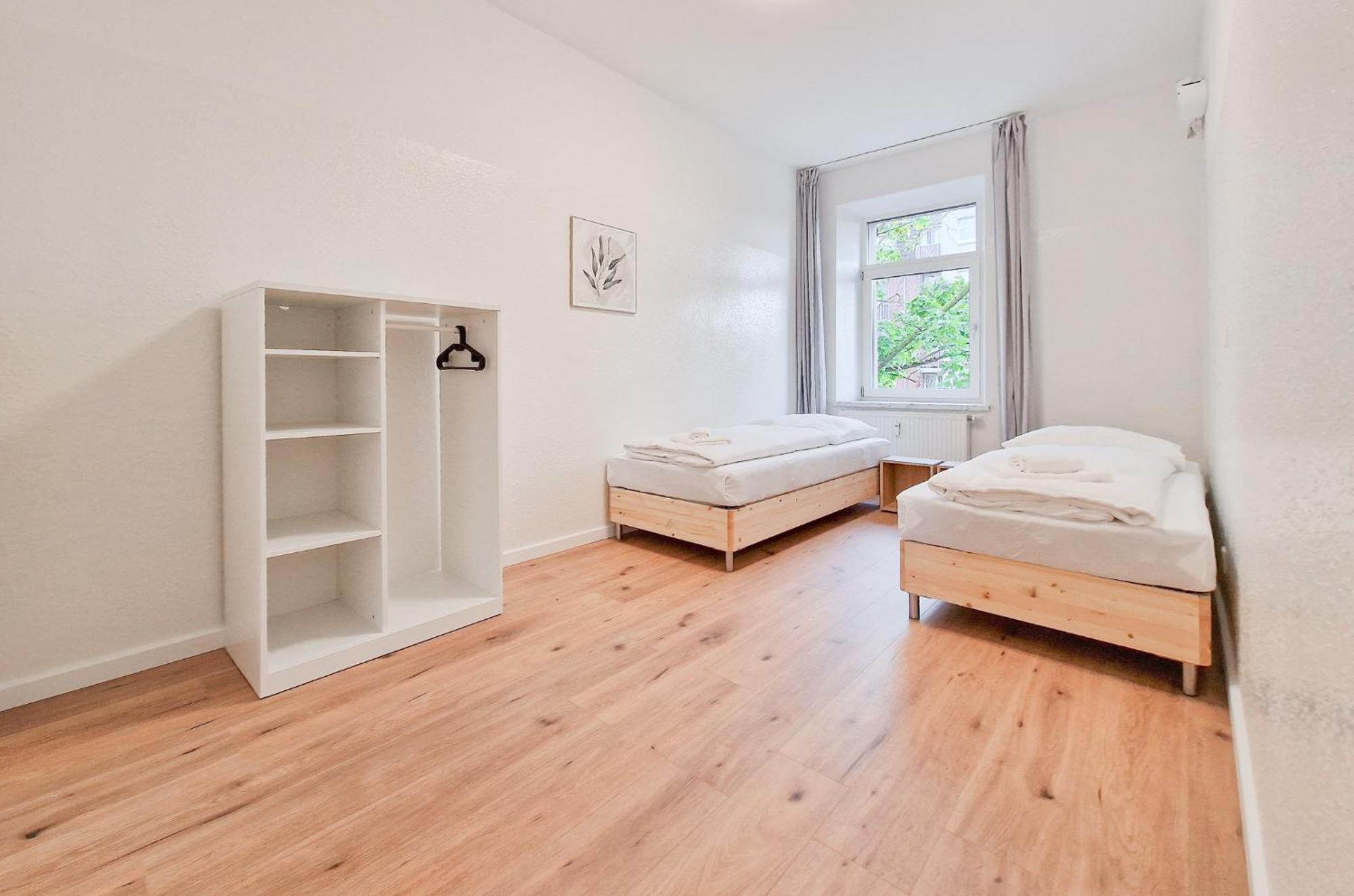 Raj Living - 1 Or 4 Room Apartments - 15 Min To Messe Dus - 10 Min Old Town Dus Dusseldorf Exterior photo