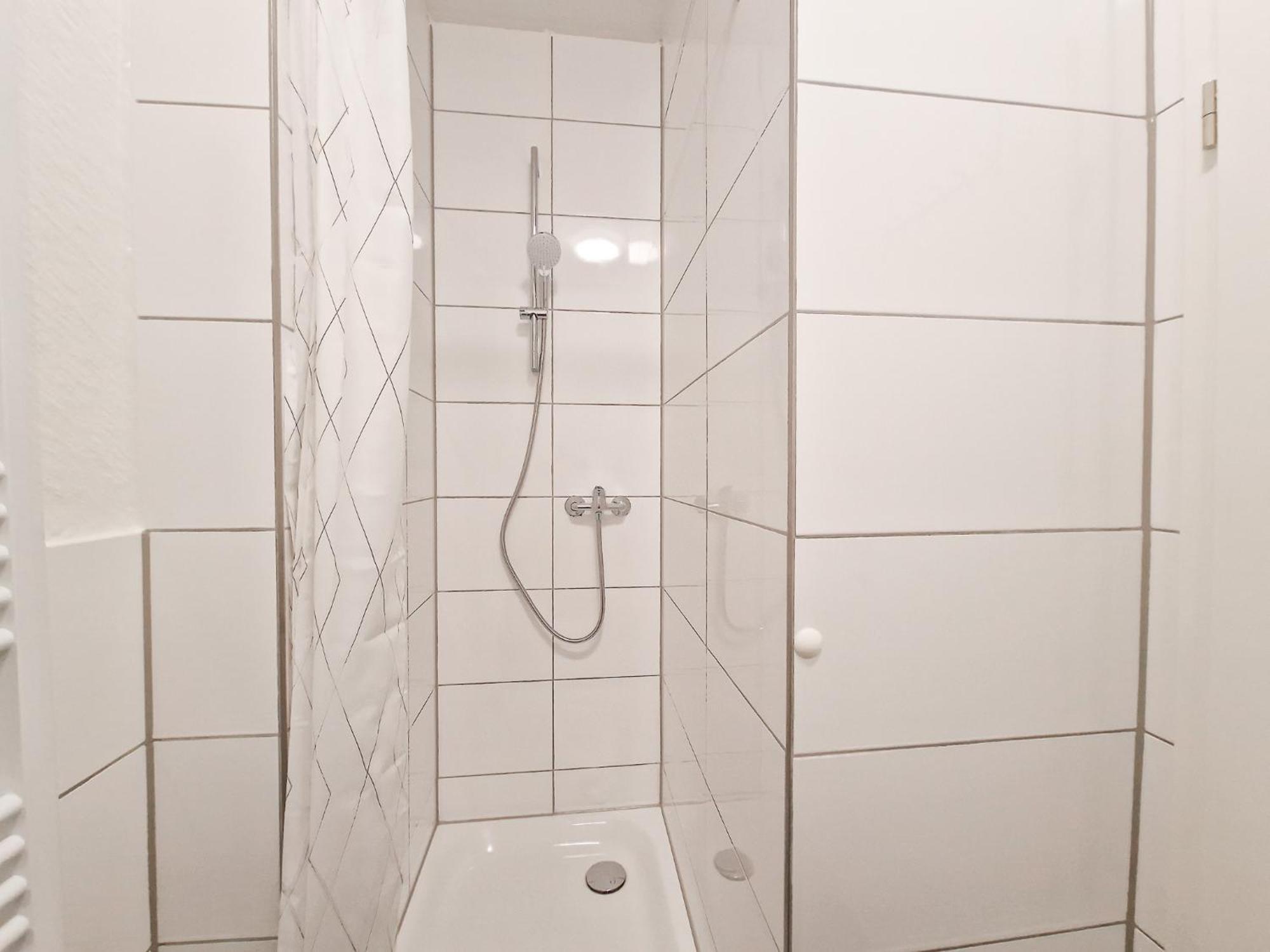 Raj Living - 1 Or 4 Room Apartments - 15 Min To Messe Dus - 10 Min Old Town Dus Dusseldorf Exterior photo